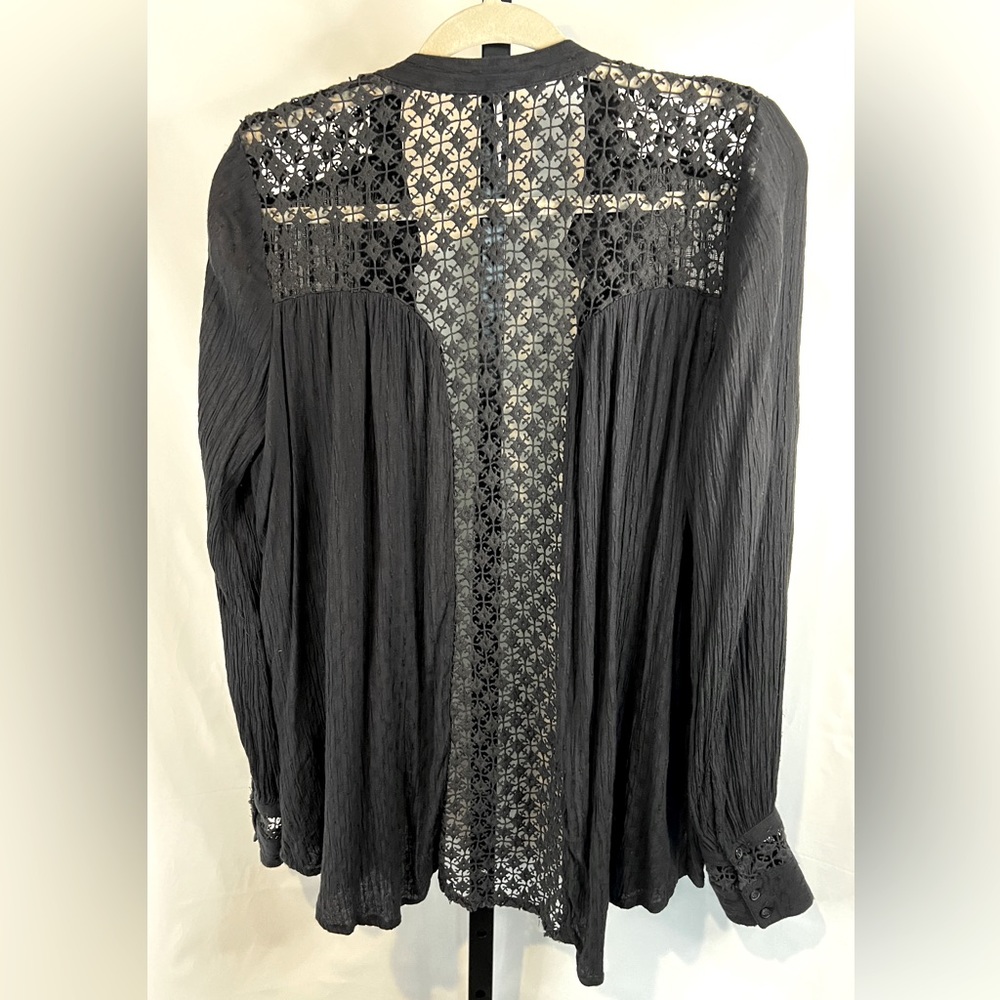 Free People The Best Blouse Lace Crochet Hi Lo Hem Long Sleeve - Picture 3 of 6